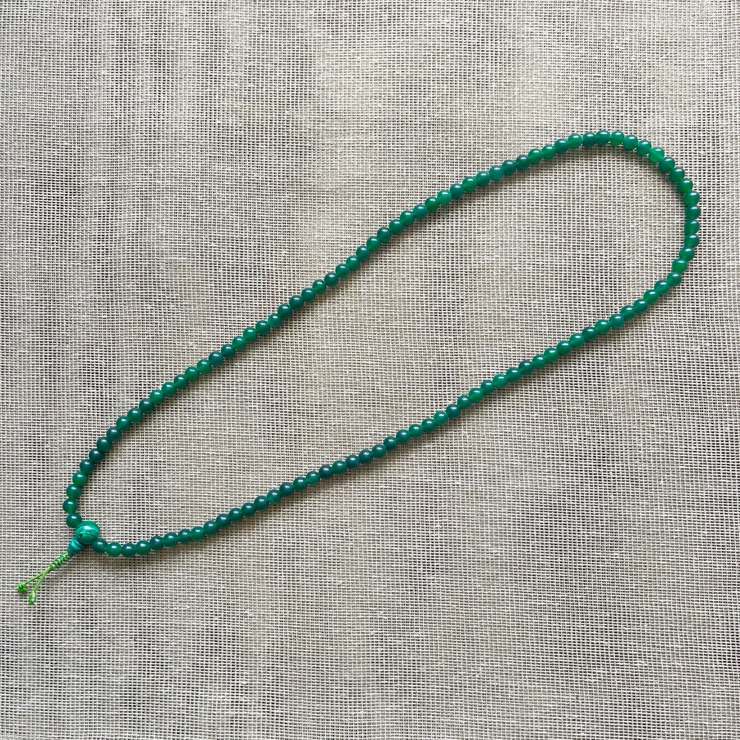 Japa Mala Auténtico de Jade de 6mm de diámetro