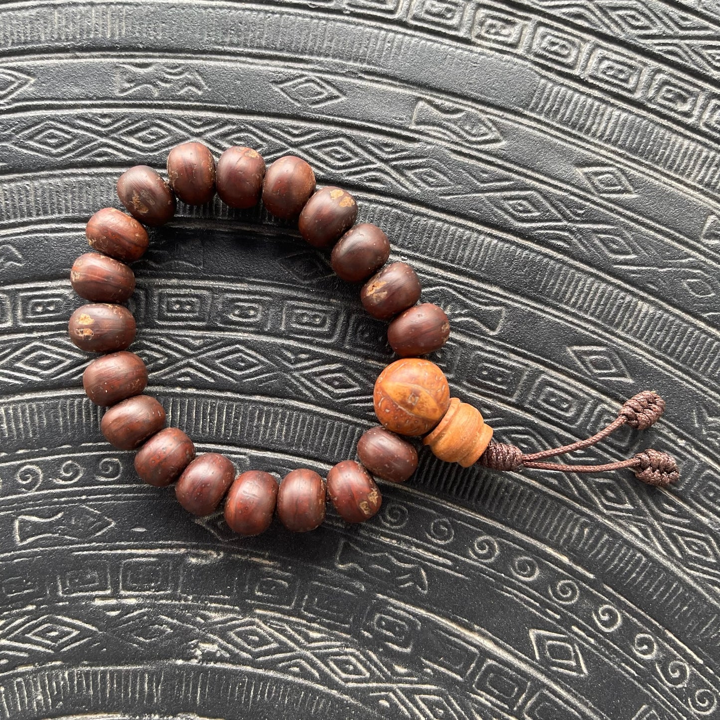 Pulsera de Semilla de Bodhi Obscura con cordón