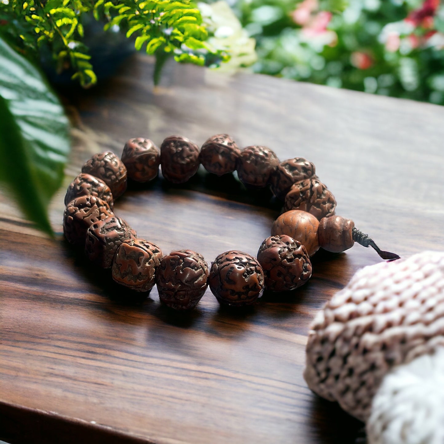 Pulsera de Rudraksha 16mm de diámetro con gurú de Bodhi