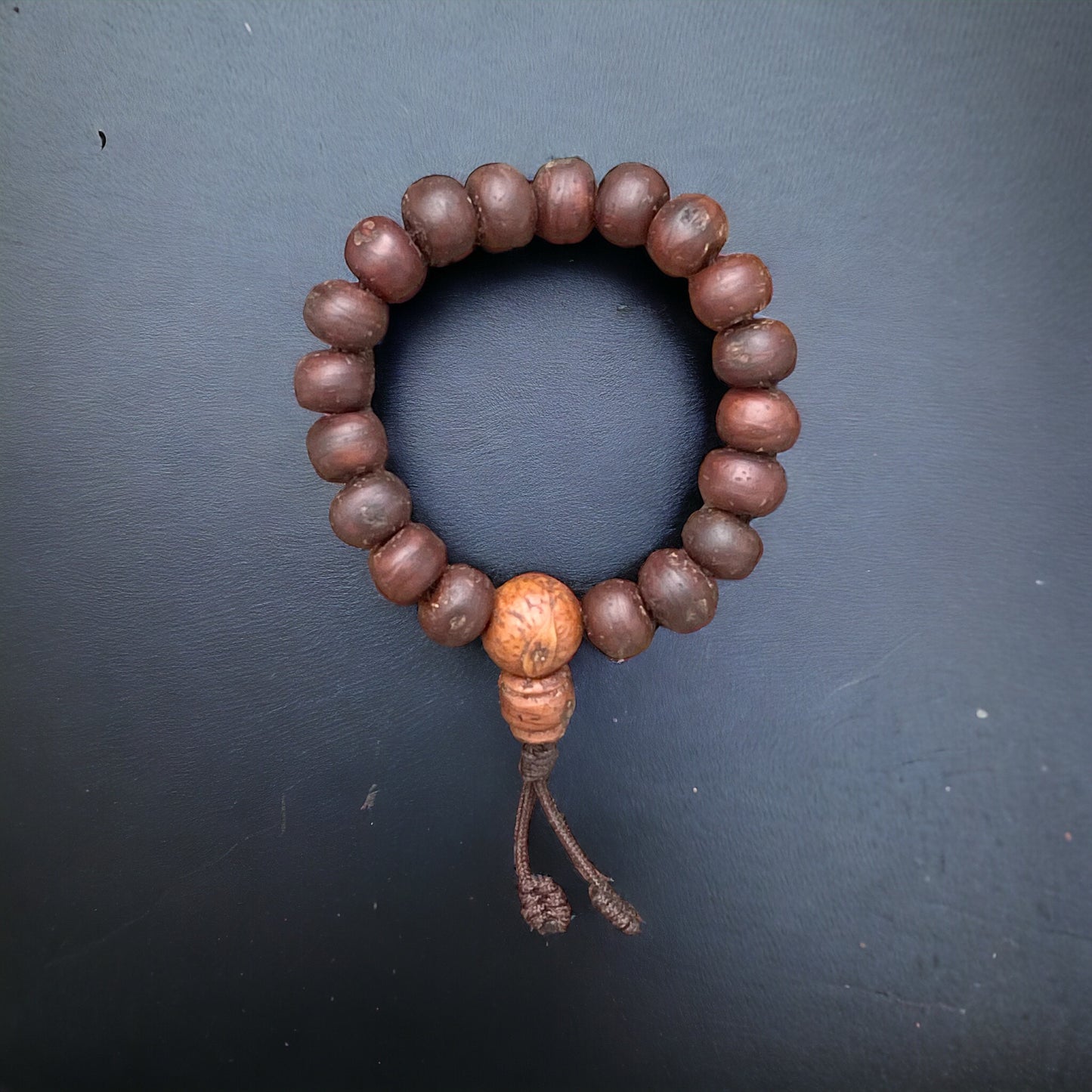 Pulsera de Semilla de Bodhi Obscura con cordón