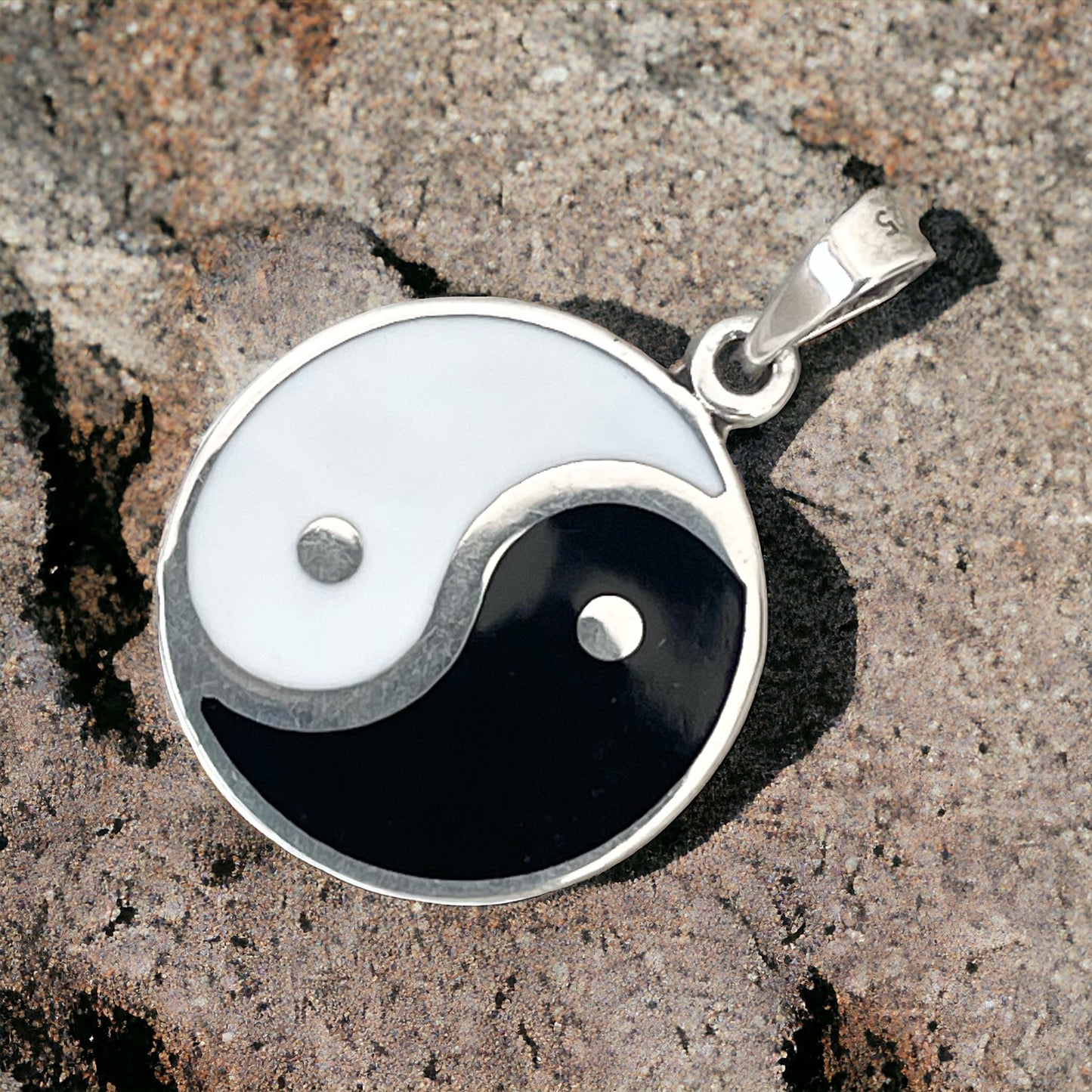 Dije de Yin Yang de Plata .925 de 17mm